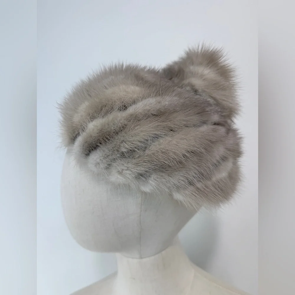 VINTAGE 50s 60s SAPPHIRE MINK fur beanie HAT - Picture 2 of 7